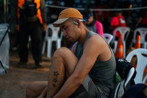 BIB: 
                            <button type="button" onclick="openModal(25266367)" class="btn btn-primary btn-sm float-right btn-popup" data-toggle="modal" data-target=".modal-high-quality">
                        <i class="fas fa-shopping-cart"></i> Add to Cart
                    </button>
                                            <button type="button" onclick="isThisMe(25266367, true)" class="btn btn-success btn-sm float-right btn-popup btn-isme hidden" data-toggle="tooltip" data-placement="bottom" title="นี่คือรูปของคุณใช่ไหม คลิกที่นี่เพื่อเอาเข้าอัลบั้ม">
                        <i class="fas fa-plus"></i> Add to album
                    </button>
                    <button type="button" onclick="isThisMe(25266367, false)" class="btn btn-warning btn-sm float-right btn-popup btn-isnotme hidden">
                        <i class="fas fa-ban"></i> Remove from album
                    </button>